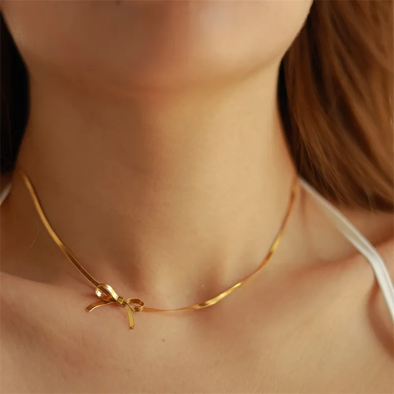 Estilia Snake Chain