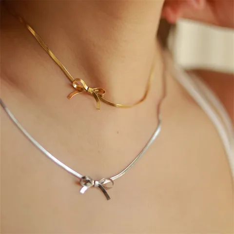 Estilia Snake Chain