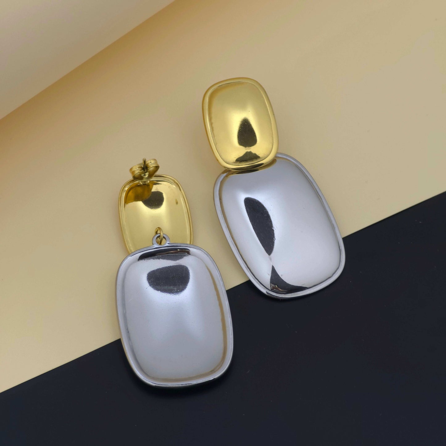 Iris Dualtone Earrings