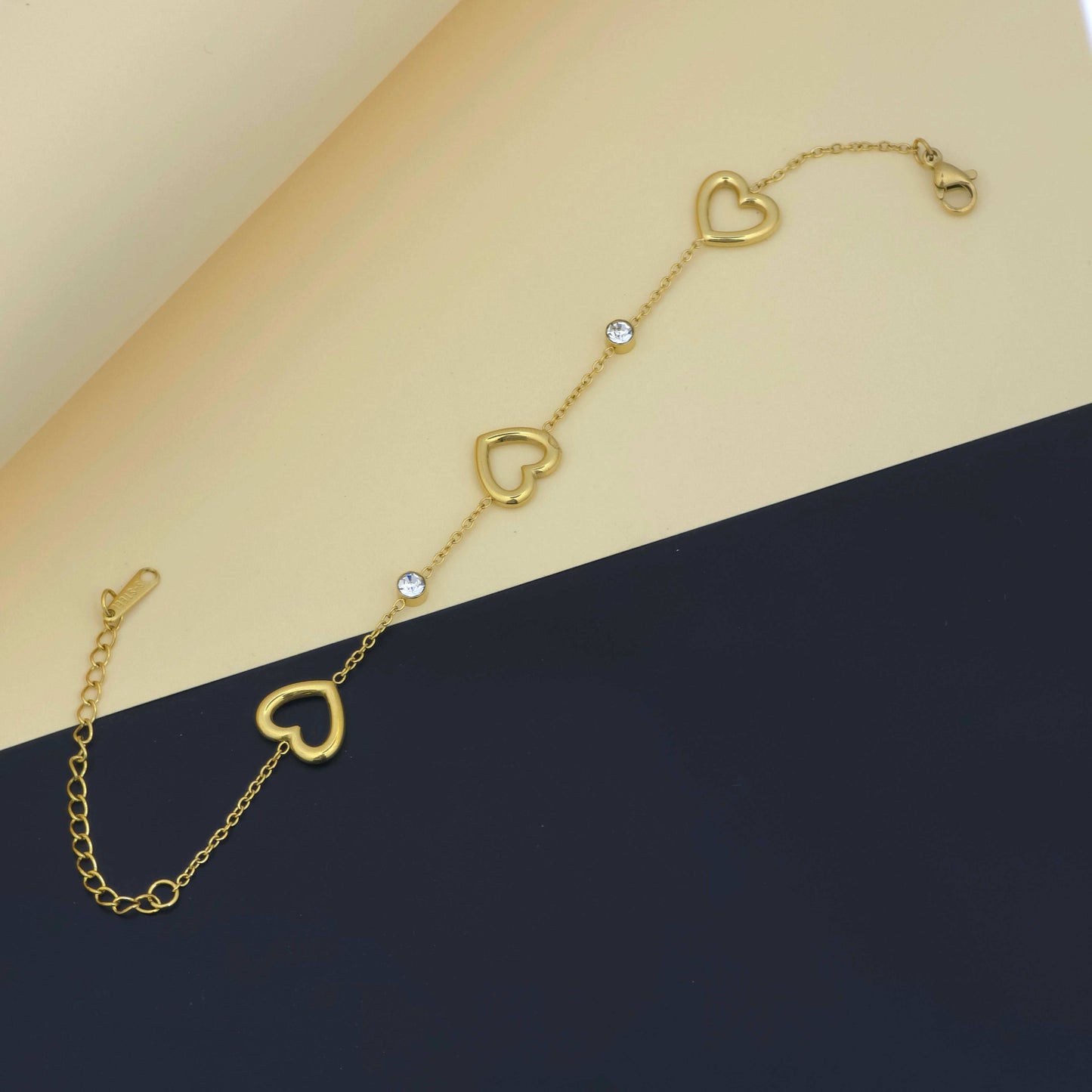 Minimal heart Bracelet