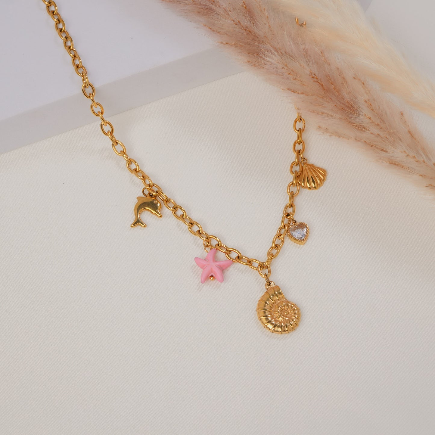 Shello Necklace