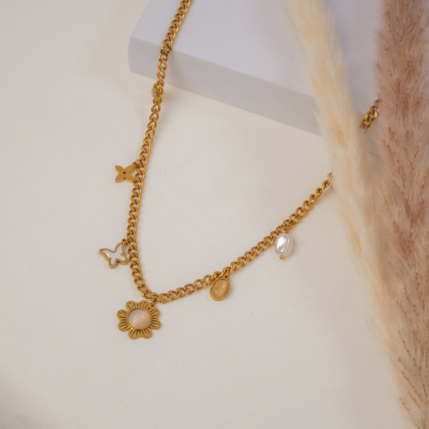 Livia Necklace