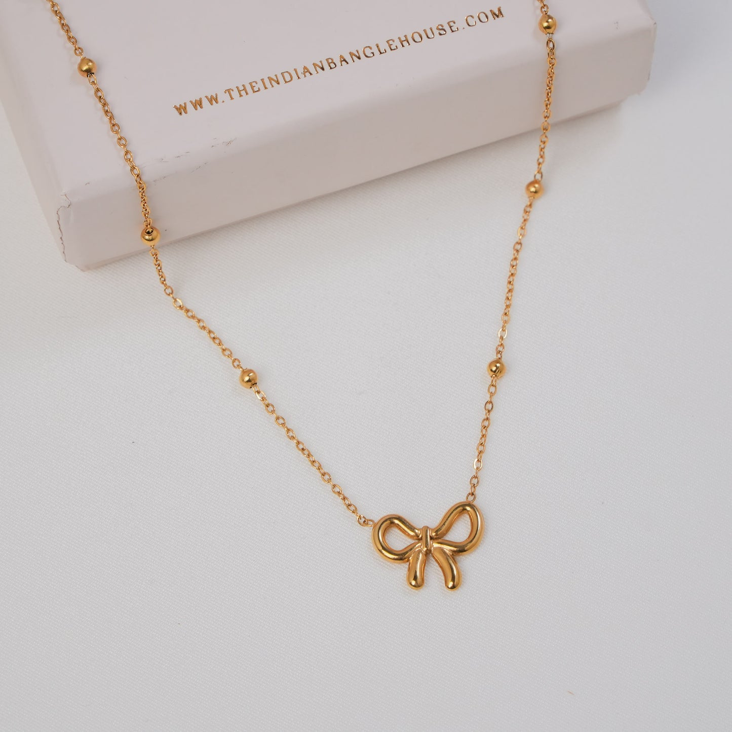 Pretty Bow Necklace