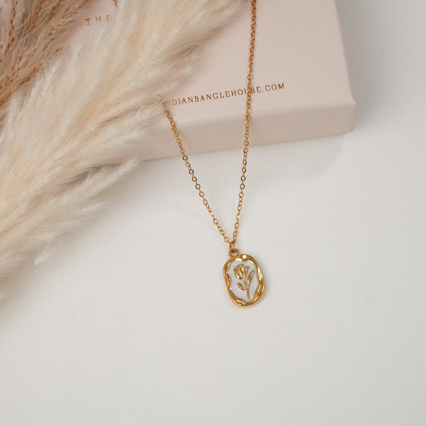 Noelle Pendant Necklace