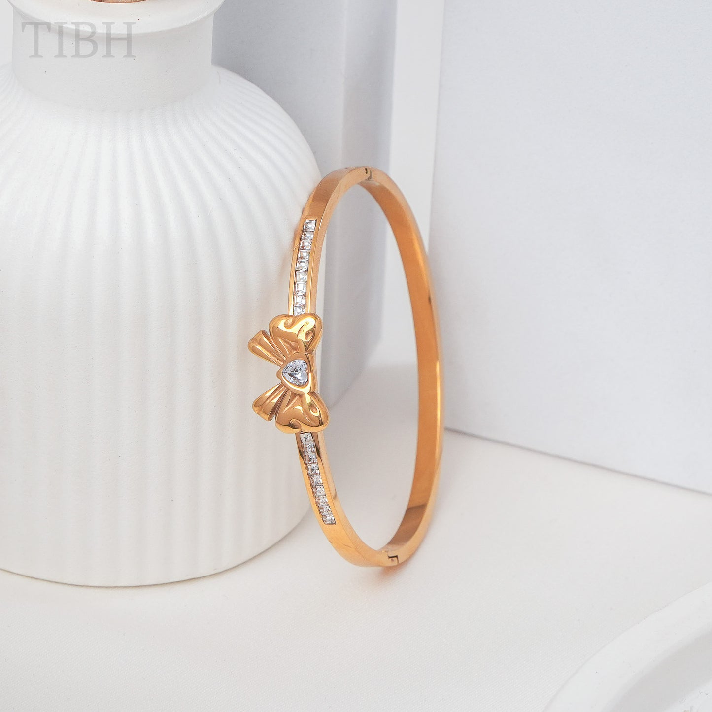 California Bow Bracelet