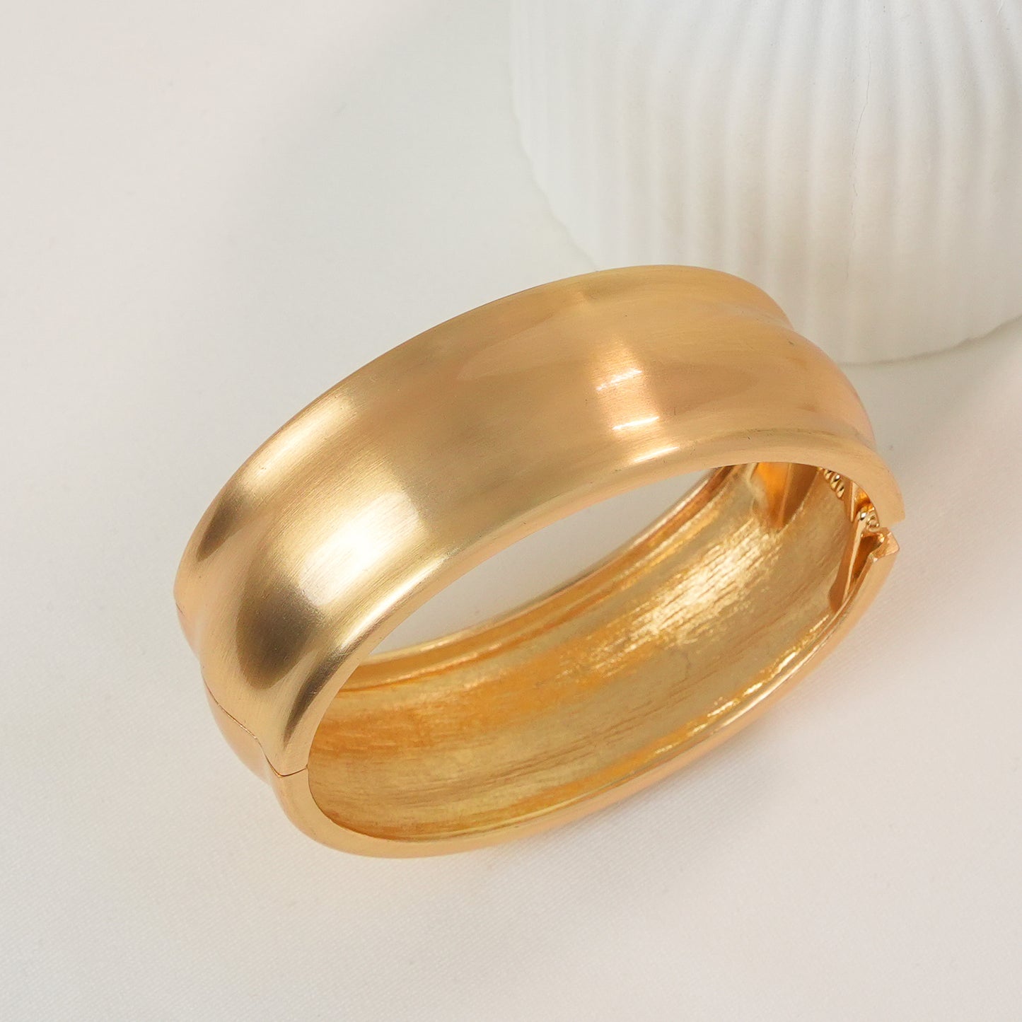 Noura Bold Bracelet