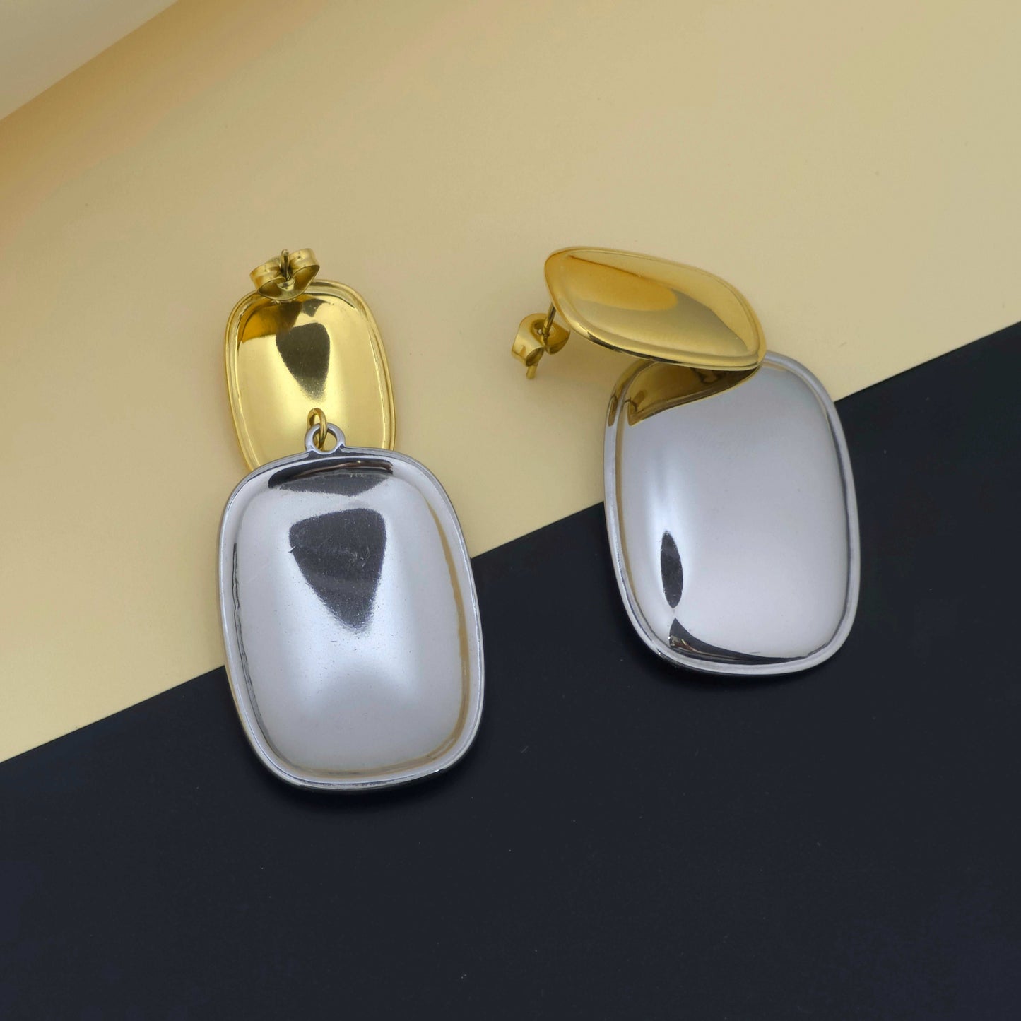 Iris Dualtone Earrings