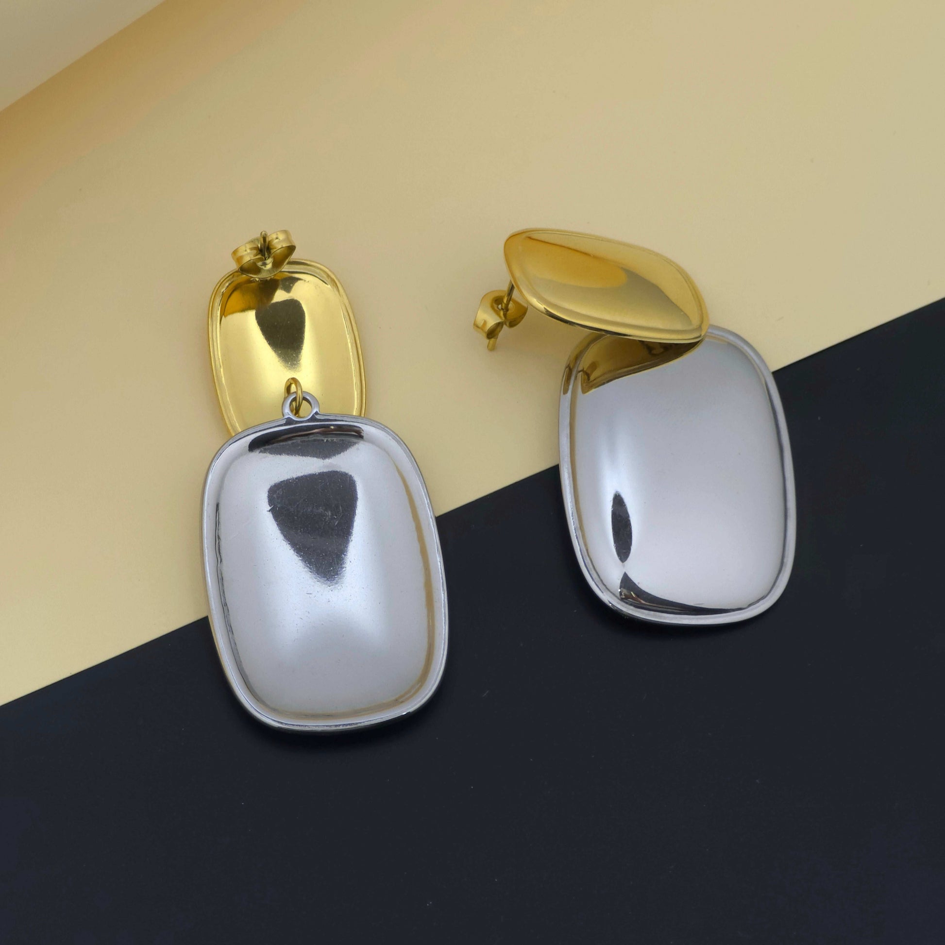 Iris Dualtone Earrings
