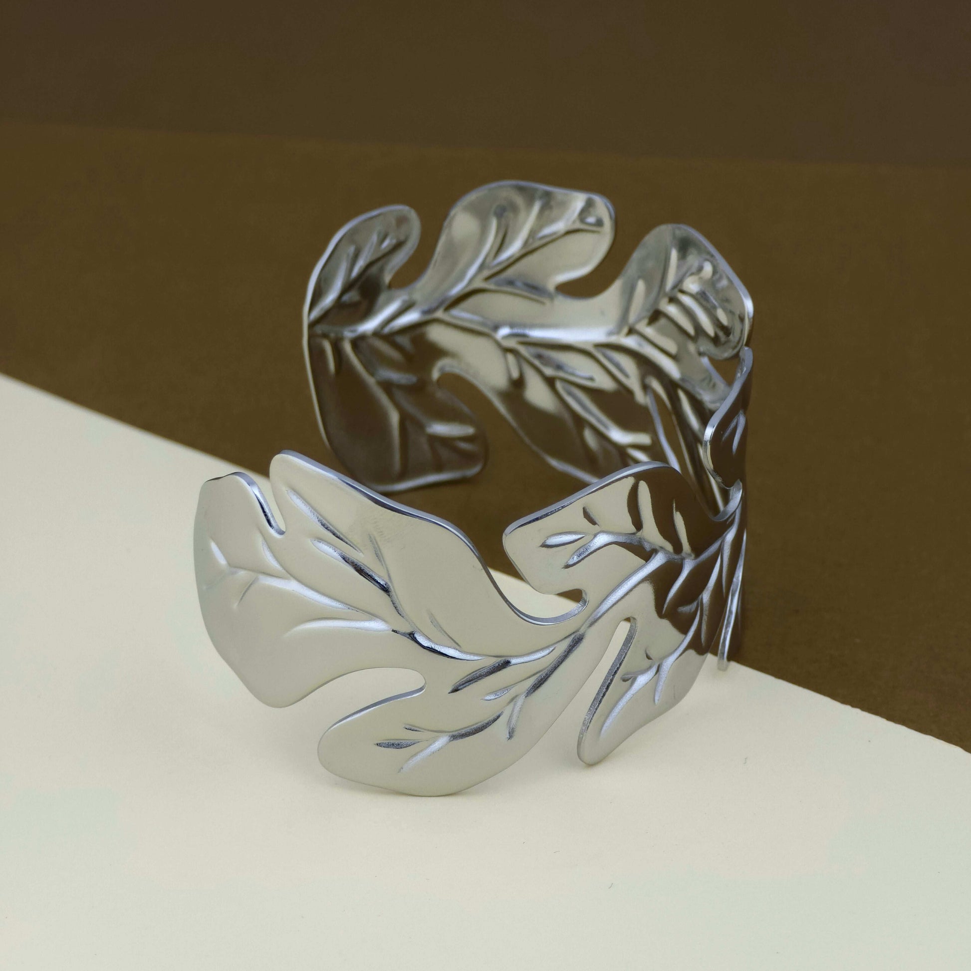 Ziva leaflet Bracelet