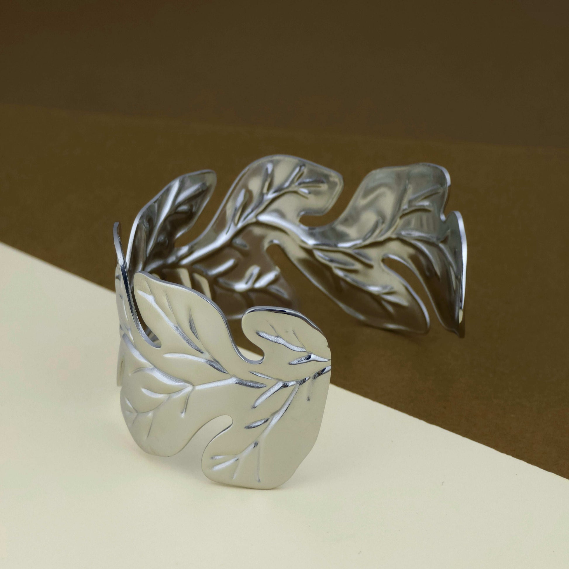 Ziva leaflet Bracelet