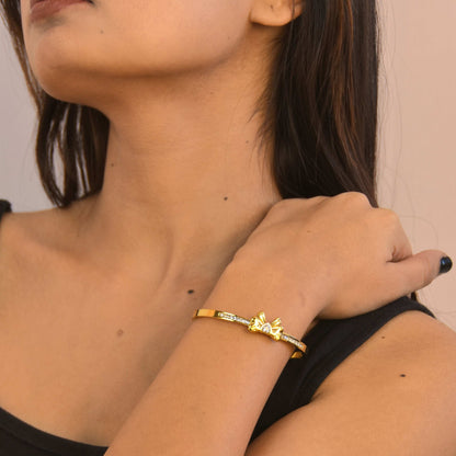 California Bow Bracelet