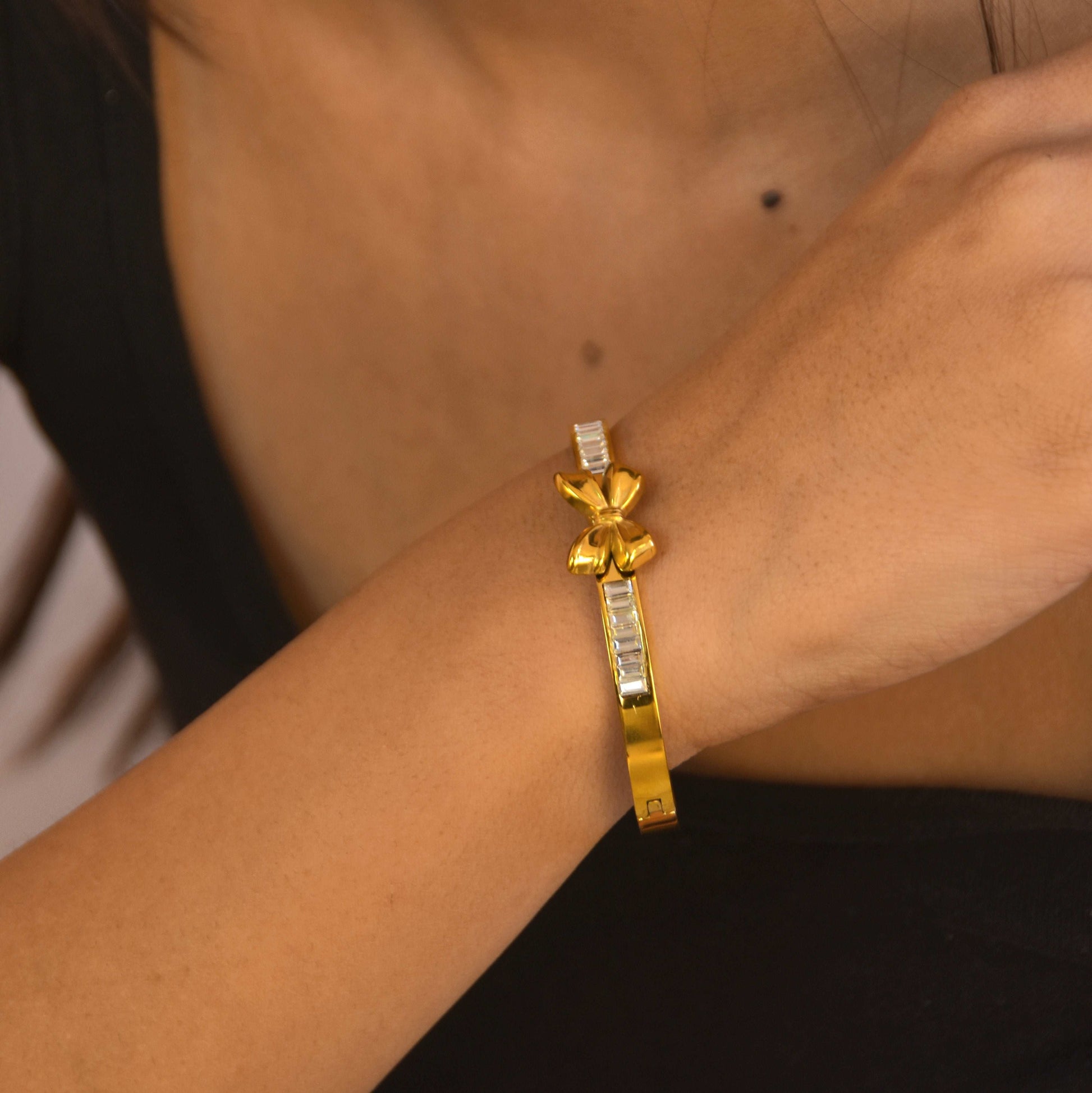 Bow Diamond Bracelet