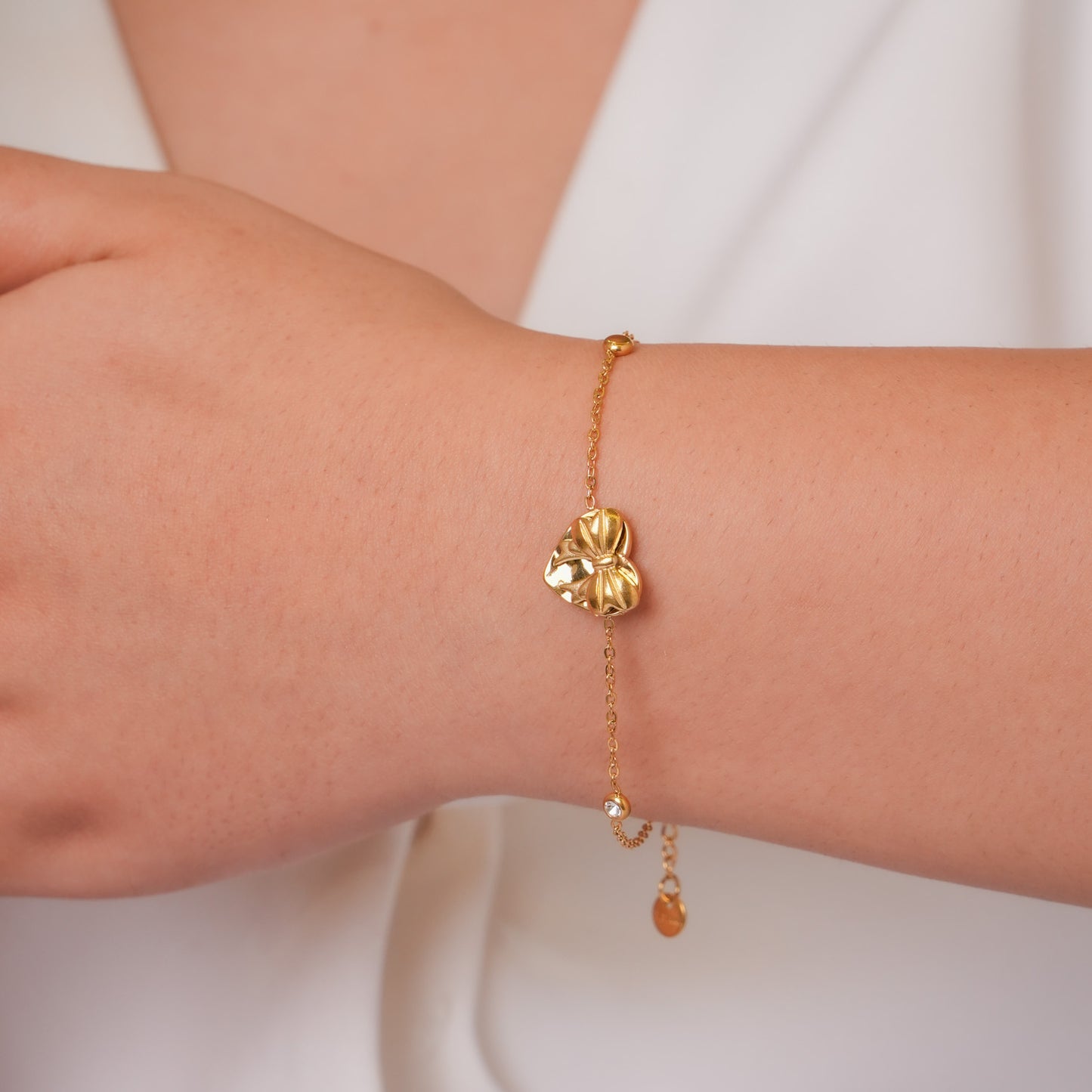 Lush Lattice Minimal Heart Bracelet