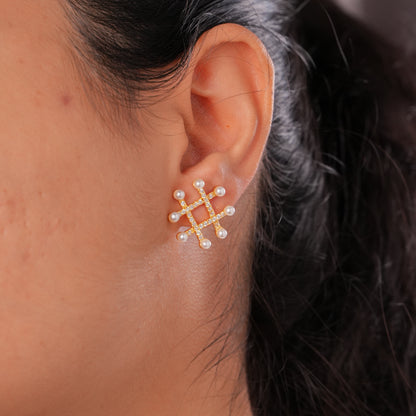Pearl Grid Stud Earrings