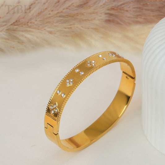 Kaira Diamond Bracelet