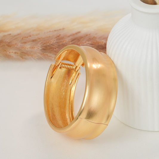 Noura Bold Bracelet