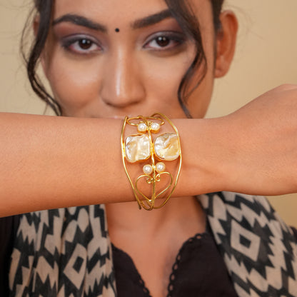 Pearl MOP Bloom Cuff